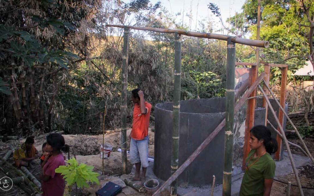 Water connections on the Mbinudita site also means building sanitary facilities for 2,500 people.