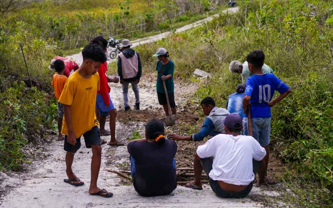 Repair of access to Laindatang village