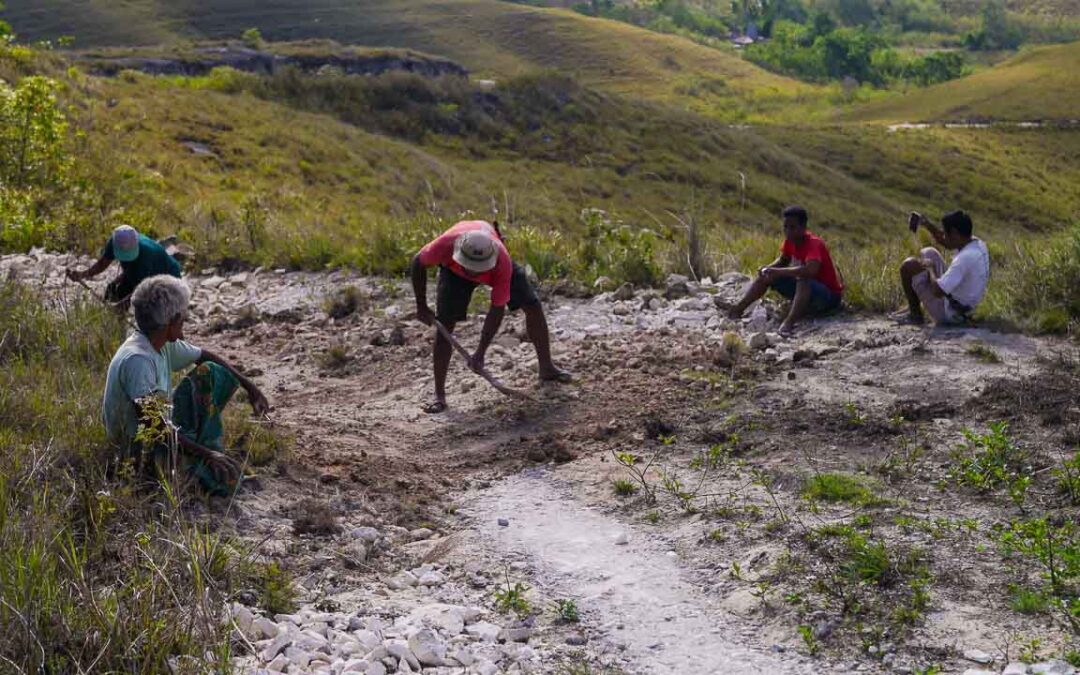 Repair of access to Laindatang village