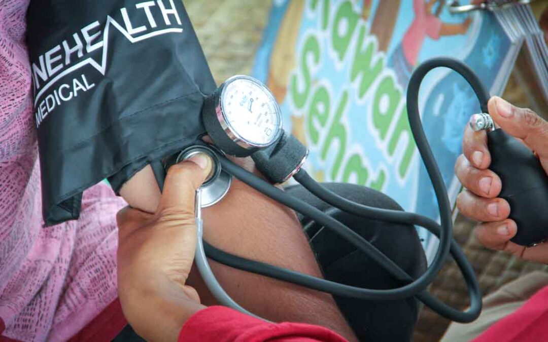 Training in taking blood pressure as part of the primary medical care program in rural areas