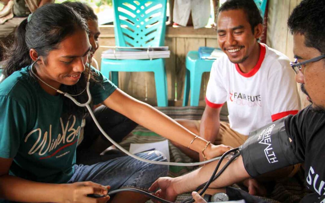 Training in taking blood pressure as part of the primary medical care program in rural areas