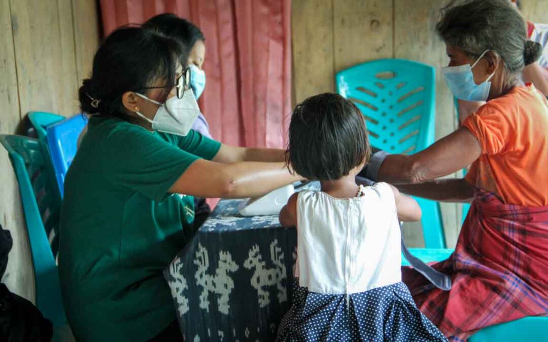 We assess the cases of patients cared for by health workers in the village of Kabanda Sumba Timur