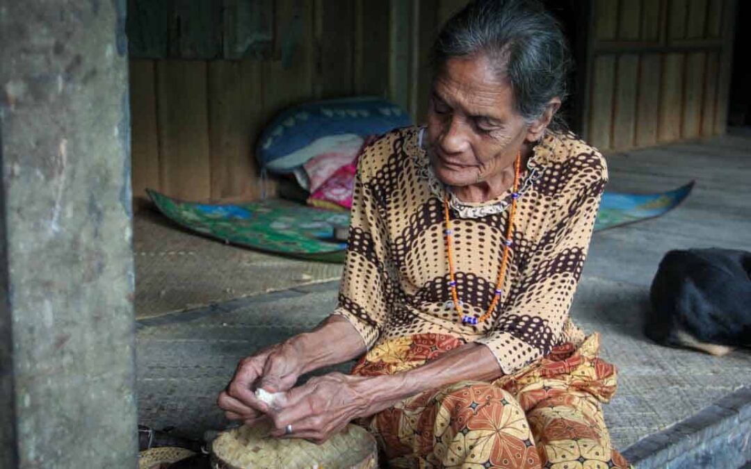 We assess the cases of patients cared for by health workers in the village of Kabanda Sumba Timur